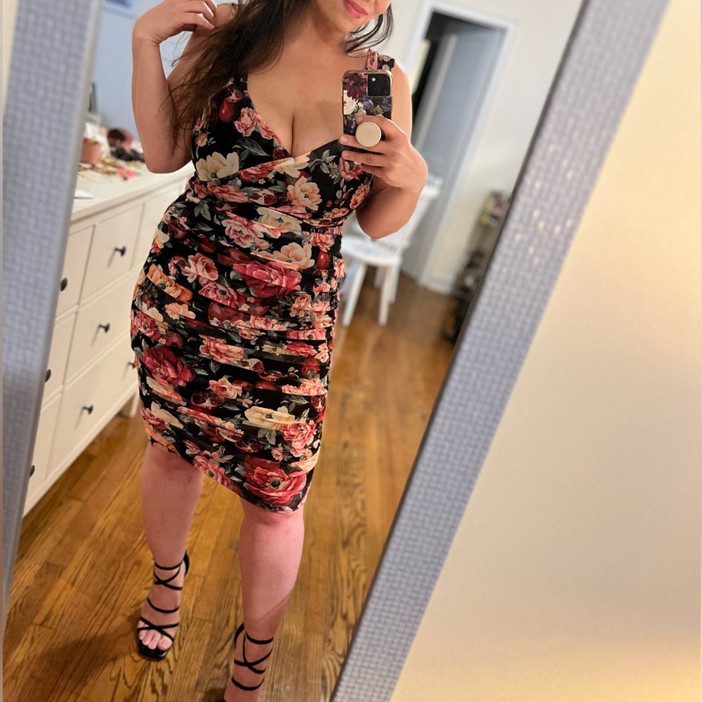 Express Chic Body Contour Floral Mesh Sweetheart Neck Bodycon Dress size LARGE - Picture 3 of 5